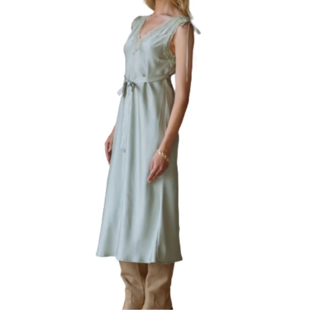Skies Are Blue Light Green Midi Dress - Color: Sage